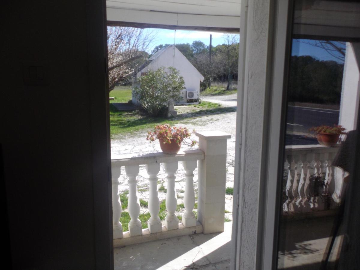 Auberge Des Garrigues نيم المظهر الخارجي الصورة