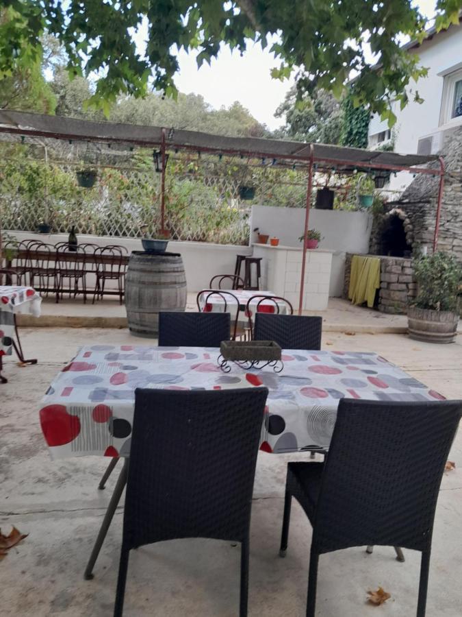 Auberge Des Garrigues نيم المظهر الخارجي الصورة