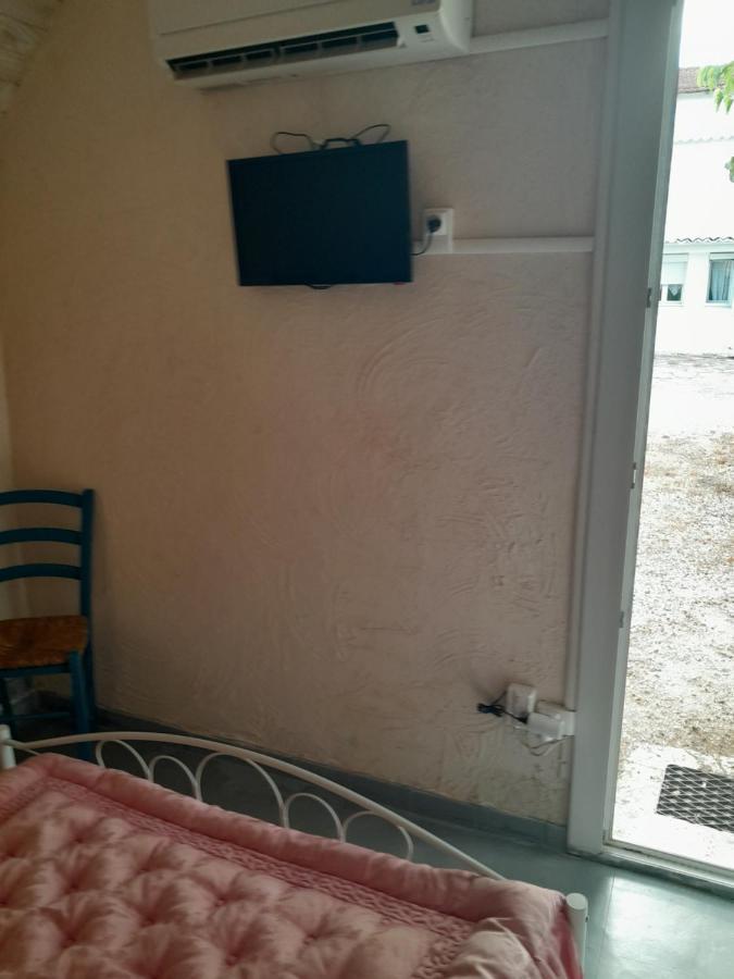 Auberge Des Garrigues نيم المظهر الخارجي الصورة