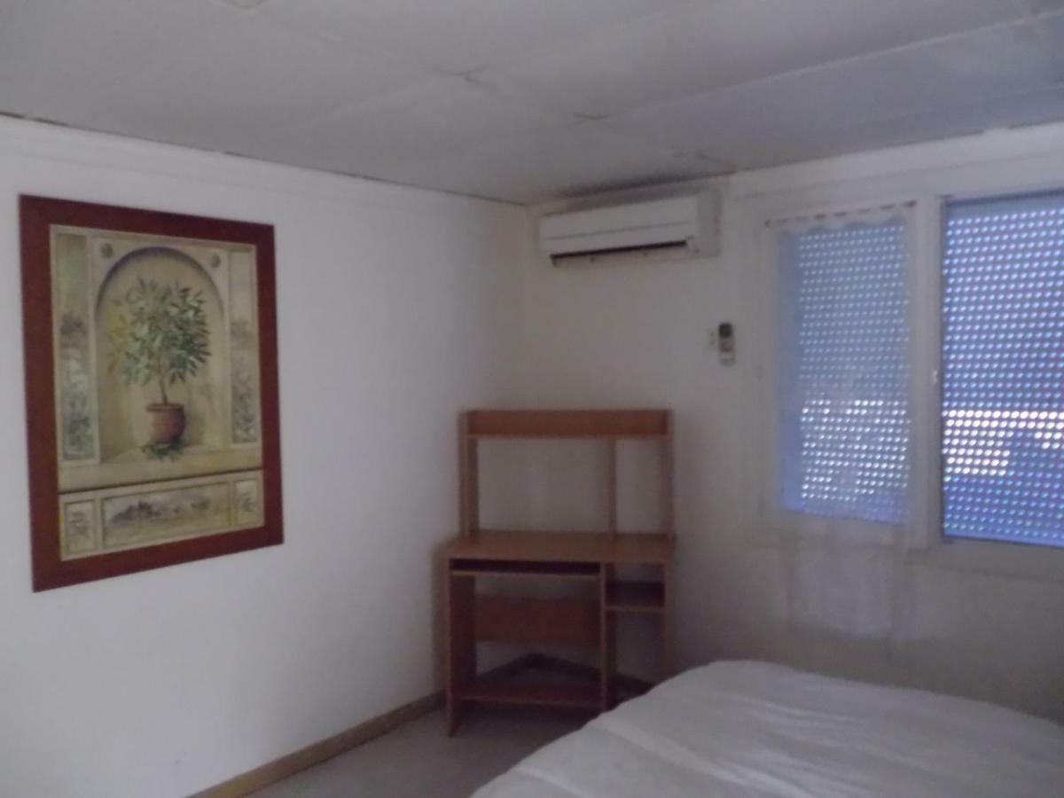 Auberge Des Garrigues نيم المظهر الخارجي الصورة