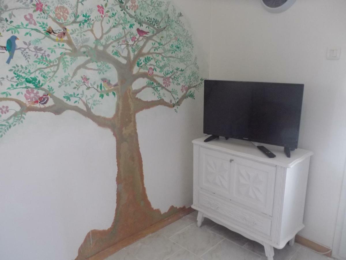 Auberge Des Garrigues نيم المظهر الخارجي الصورة