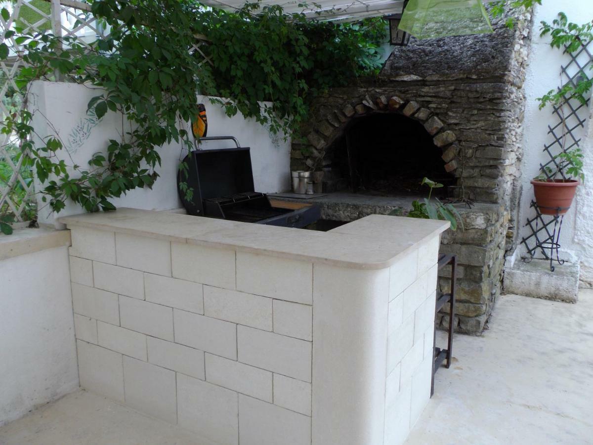 Auberge Des Garrigues نيم المظهر الخارجي الصورة